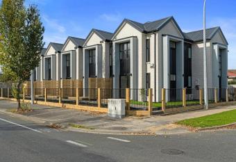 Norton Motel allows 18 year olds to book a room