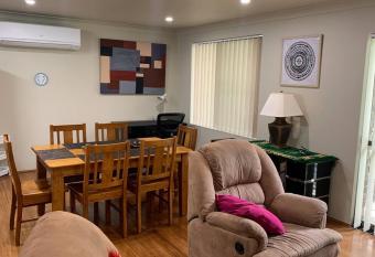 Chesnut Holiday Rental allows 18 year olds to book a room