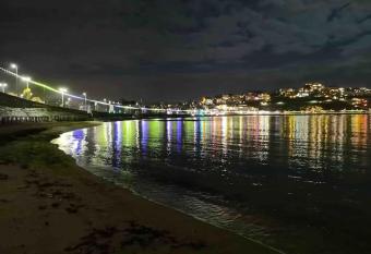 Lovely Two Bedroom Apartment, with private garden! has Balcony rooms