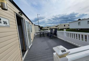 CARAVAN PENNY has Balcony rooms