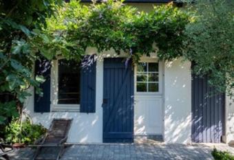 villa julien annexe has Balcony rooms