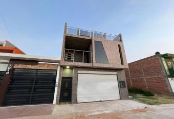 Casa Tequila Club Jacuzzi/tarazza 4 has rooms with a private hot tub