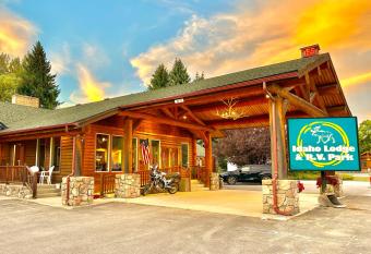 The Idaho Lodge & Rv Park allows 18 year olds to book a room