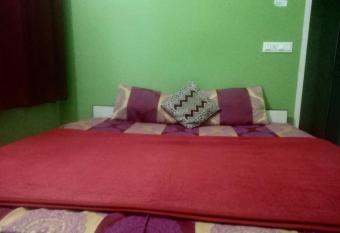 HOTEL HELIX -- RAJPURA -- Budget Rooms for Family, Couples, Solo Travellers has Balcony rooms