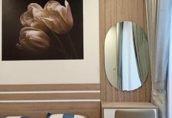 SANGGUI HOUSE has Balcony rooms