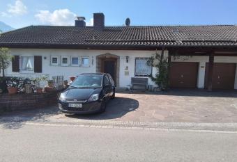 Ferienwohnung Auszeit allows 18 year olds to book a room