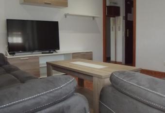 Apartamentos Atlas Terrassa I allows 18 year olds to book a room
