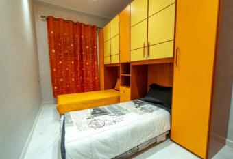 Laura Reasidence has Balcony rooms