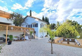 Villa Mia Collection has Balcony rooms