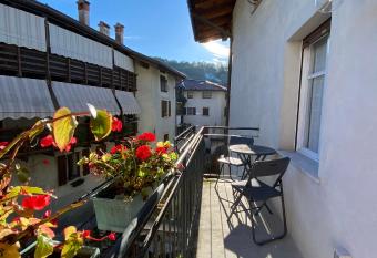 Casa Dafne has Balcony rooms
