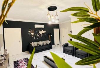 Luxury 4-bedrooms apartment has Balcony rooms