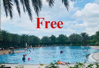 C  n h    full n   i th   t     1-6 ng     i Vinhome Grand Park ( free h    b  i, Netflix ) has Balcony rooms