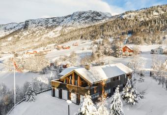 Fredheim Farm, Hemsedal - THE YARD has Balcony rooms
