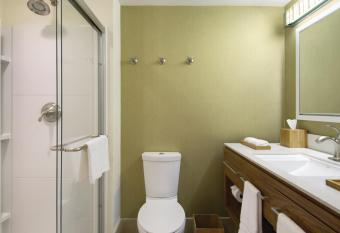 Home2 Suites by Hilton Lehi/Thanksgiving Point allows 18 year olds to book a room