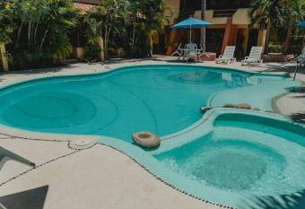 Casabu has Balcony rooms