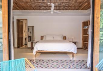 Casa Pepe Hostel Boutique - Sayulita allows 18 year olds to book a room
