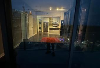 Sublet on Piedmont Park has rooms with a private hot tub