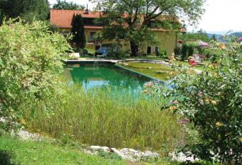 Ferienwohnungen Kremsbrucker has Balcony rooms