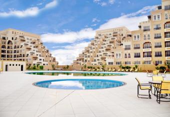 Bab Al Bahr Residence - Blue Collection Holiday Homes allows 18 year olds to book a room