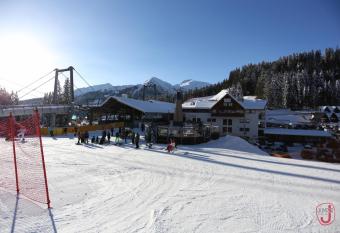Hotel Fortini has Balcony rooms