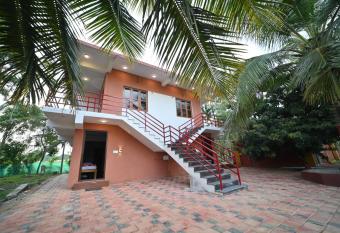 Coorg HomeStay Resort has Balcony rooms