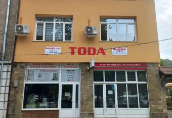                          TODA allows 18 year olds to book a room