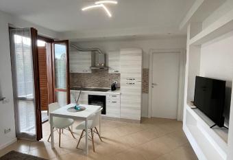 casa manuel allows 18 year olds to book a room