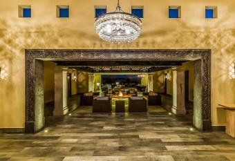 Old World Elegance has Balcony rooms