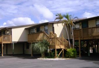 River Wilderness Waterfront Cabins allows 18 year olds to book a room