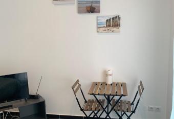 Jolie maisonnette Nancy centre has Balcony rooms