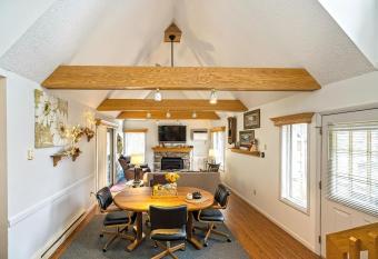 Sun & Snow Escape: Ski/Golf Condo at Peek & Peak has Balcony rooms