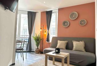 Appartement 1 chambre - Rue de B  thune    Lille has Balcony rooms