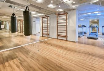 Apartamento na Frei caneca proximo ao Shopping com Pool e Coworking has rooms with a private hot tub