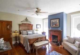 Cumberland Suite allows 18 year olds to book a room