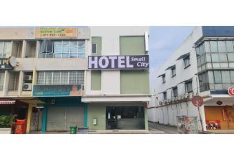 OYO 90862 Hotel Small City allows 18 year olds to book a room