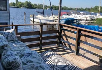 Villa Waterwolf has Balcony rooms