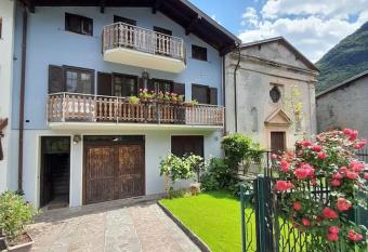 La Vecchia Fontana, Colico Curcio casa con 2 camere da letto has Balcony rooms