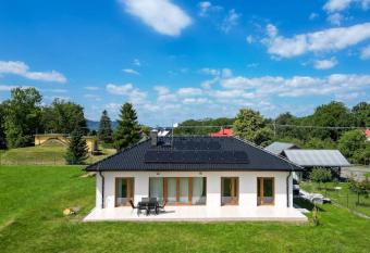 Chalupa SCANDI s     asn  mi horsk  mi v  hledy a krbem has Balcony rooms