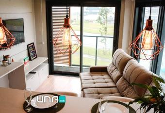 Apartamento no Parque Una com vista espetacular allows 18 year olds to book a room