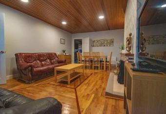 Glenside House has Balcony rooms