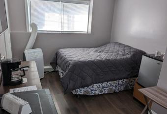 Private room and bathroom allows 18 year olds to book a room