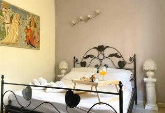 [Linate Airport-Jacuzzi] Villa with garden allows 18 year olds to book a room