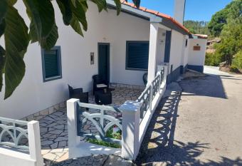 A Casa da Azenha has Balcony rooms