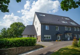 Landgasthof Obersteberg allows 18 year olds to book a room