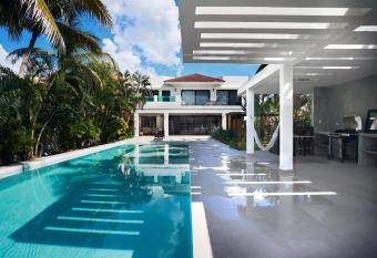 Villa de Lujo en Puerto Aventuras: Tu Refugio Privado en el Para  so has Balcony rooms