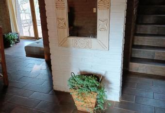 Los alcatraces has Balcony rooms