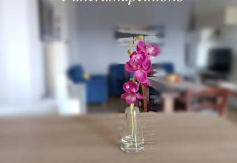 Panoramapointbnb has Balcony rooms