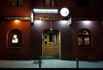 Penzion Tu      k has Balcony rooms