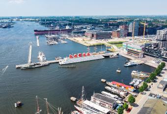 Botel has Balcony rooms
