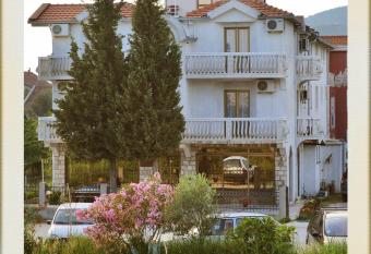 Guest House Lukac has Balcony rooms